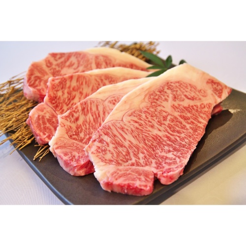 【滋賀県】牛肉商「徳志満」近江牛ロースステーキ４枚　計６００ｇ（１５０ｇｘ４）